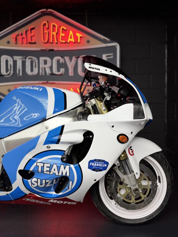 Team Suzuki GSX-R 750 - Image 3